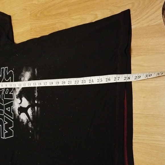 💥3/$10💥 Star Wars Burnout Tee with Red Contrast Stitching - Picture 5 of 8